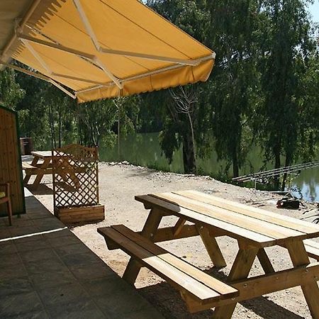 Apartamentos Villa Vacacional Кастуэра Экстерьер фото